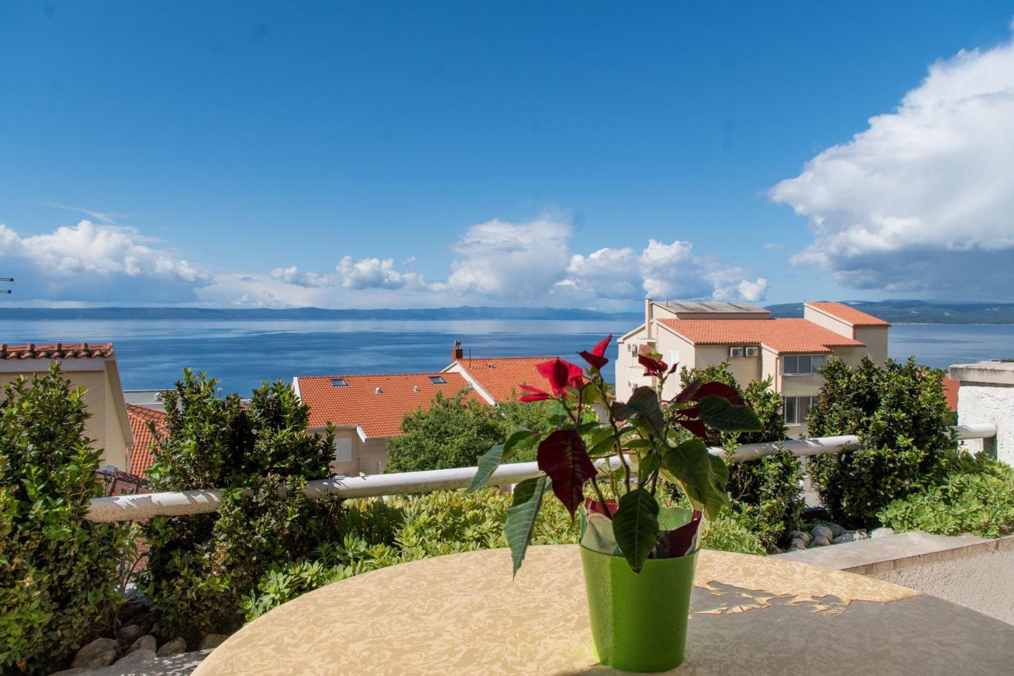 Quiet Area Apartments Rose Makarska Exterior photo